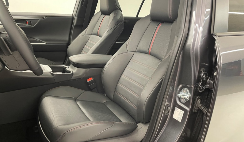 TOYOTA RAV-4 Plug-in Hybrid 2.5 HSD Platinum AWD-i