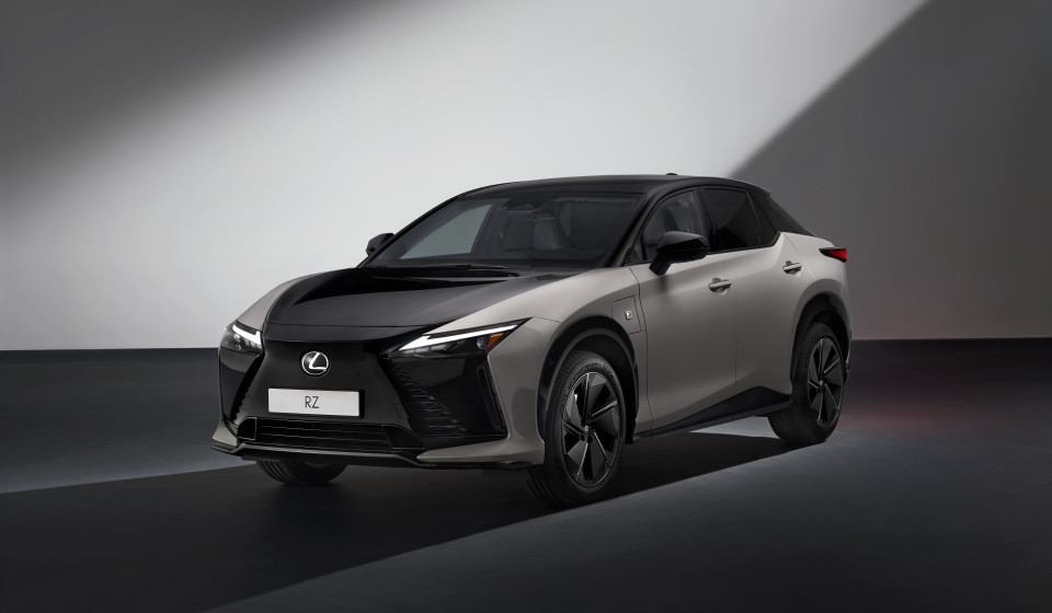 Lexus RZ