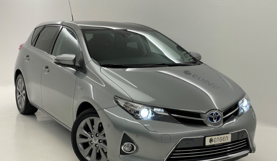 TOYOTA Auris 1.8 16V HSD Linea Sol