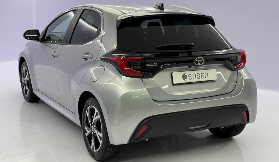 TOYOTA Yaris Hybrid 1.5 Trend