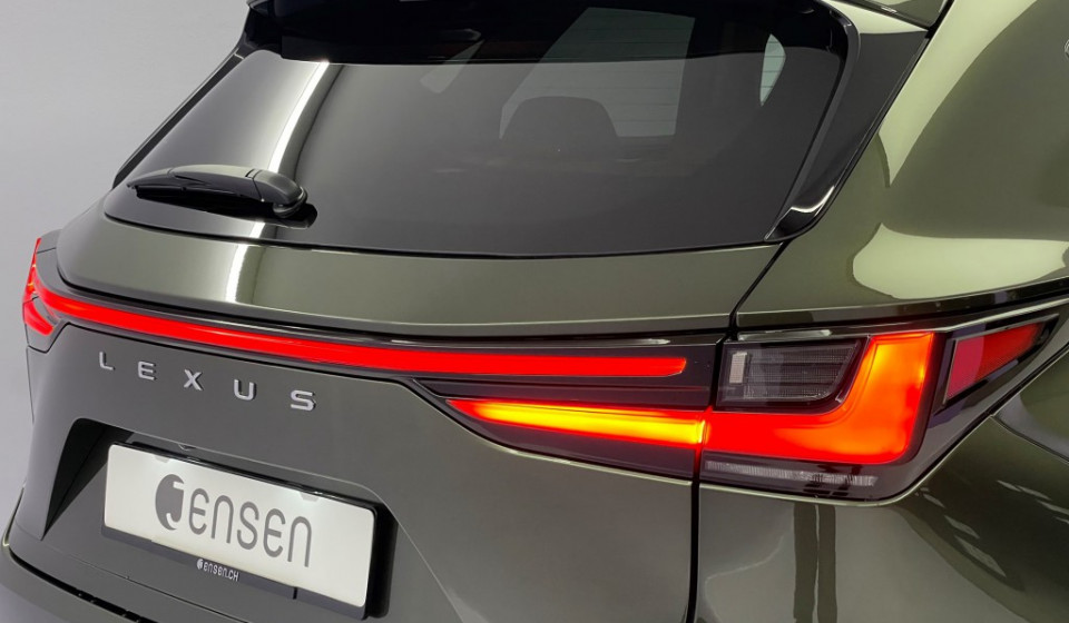 LEXUS NX 450h+ Excellence E-FOUR Plug-in-Hybrid