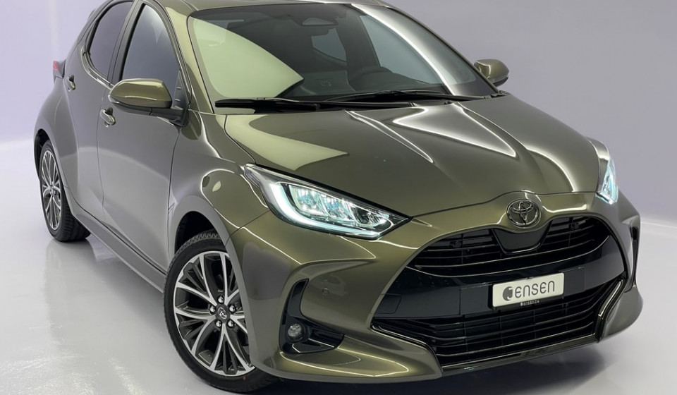 TOYOTA Yaris Hybrid 1.5 Premium