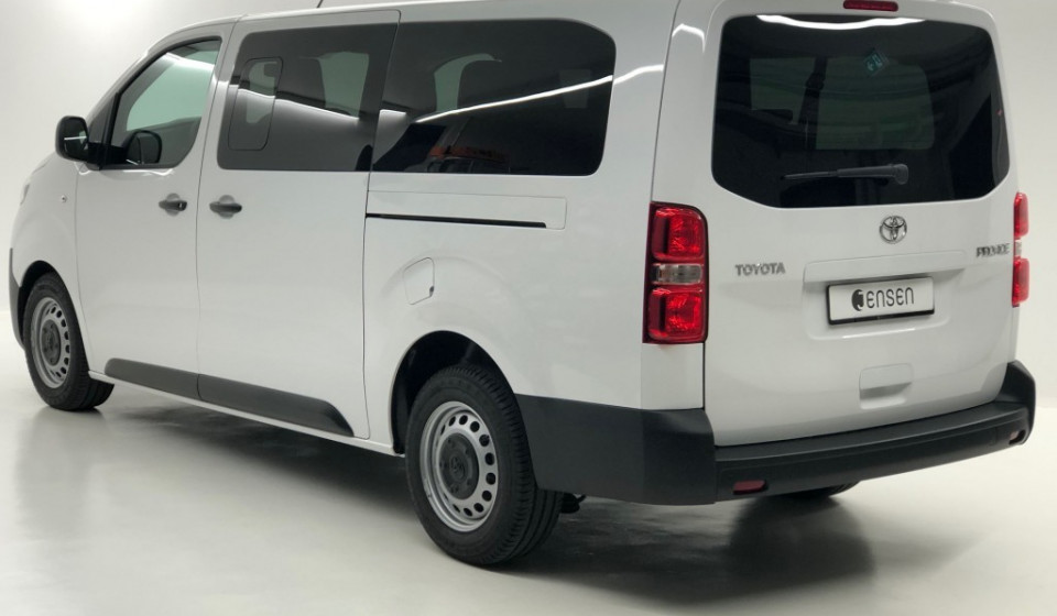 TOYOTA Proace Verso 2.0 D-4D Combi Long