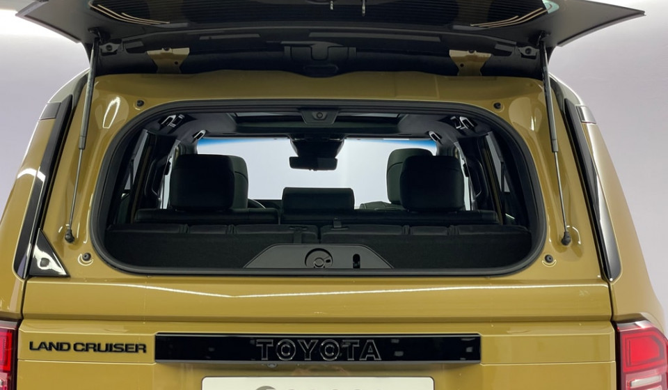 TOYOTA Land Cruiser 2.8 D 230 First Edition AWD