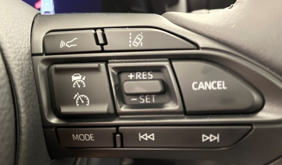 TOYOTA YARIS CROSS Hybrid 1.5 HSD Adventure AWD-i