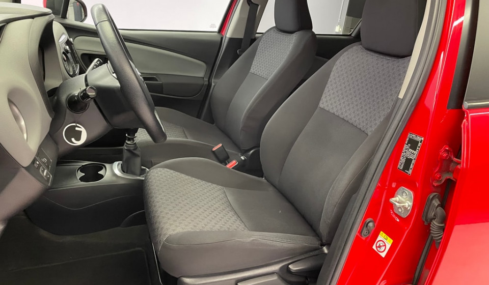 TOYOTA Yaris 1.33 Trend