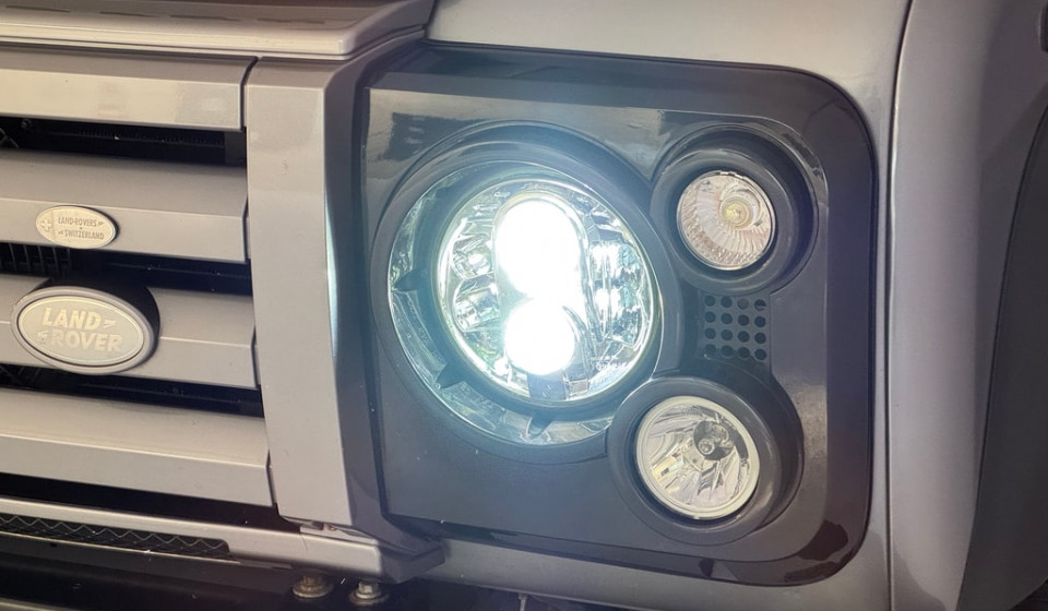 LAND ROVER Defender 110 2.2 TD4 HT
