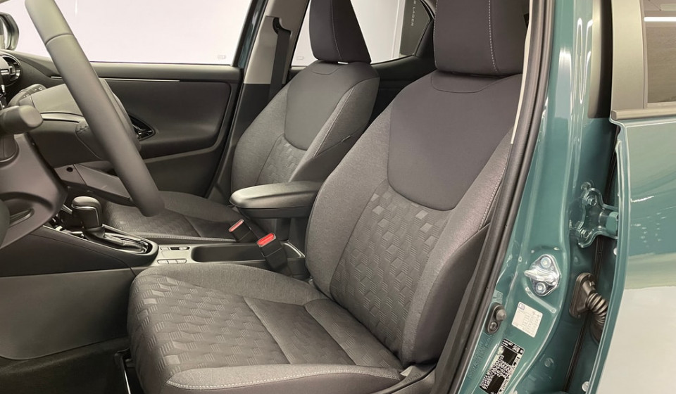 TOYOTA Yaris Hybrid 1.5 Trend