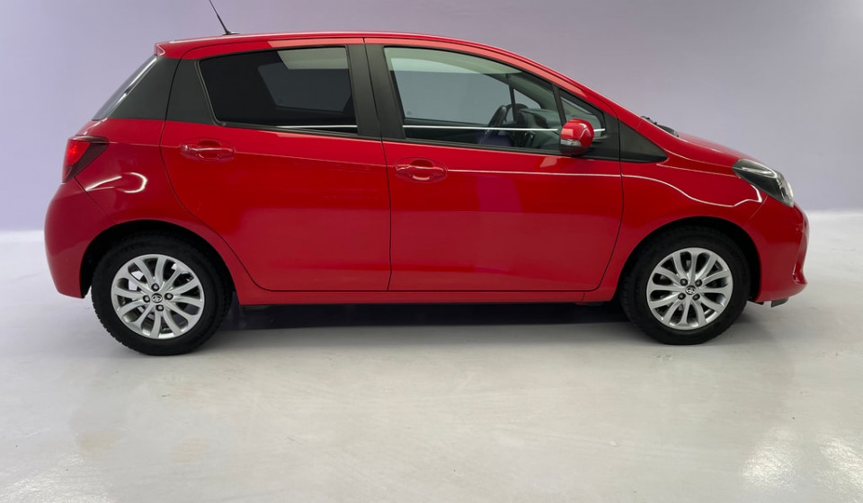 TOYOTA Yaris 1.33 Trend