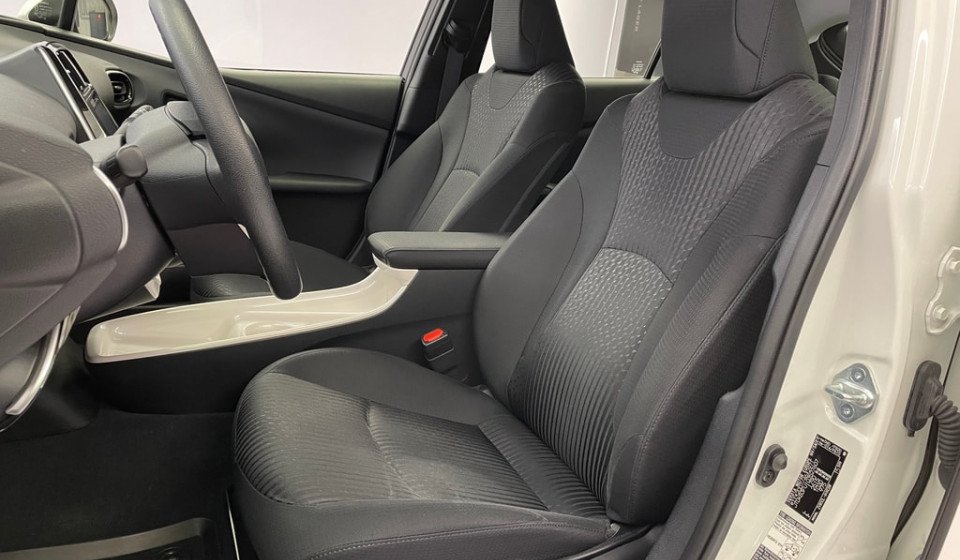 TOYOTA Prius Hybrid 1.8 Sol