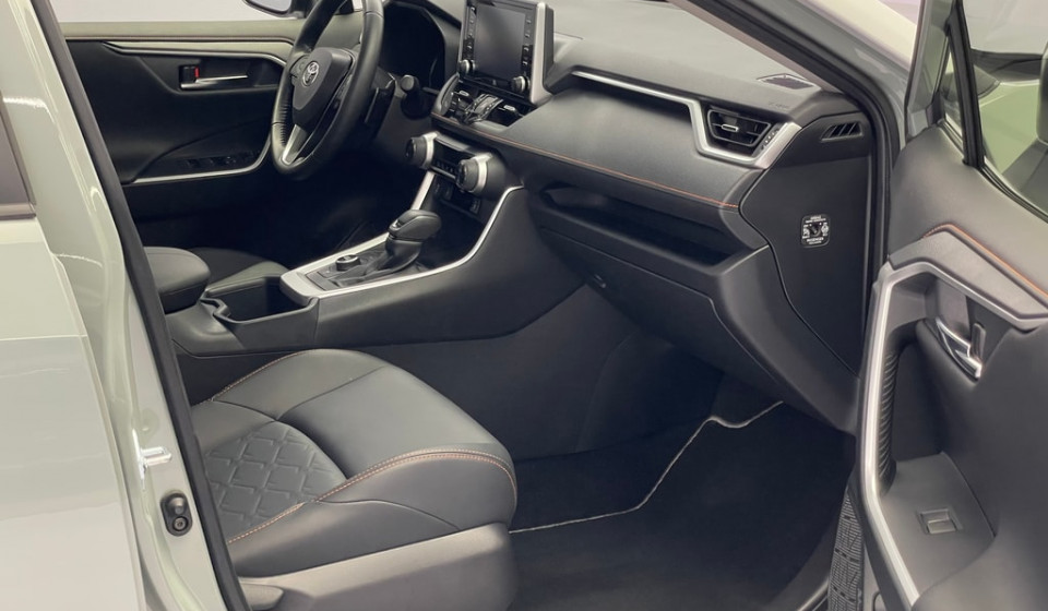 TOYOTA RAV-4 Hybrid 2.5 Adventure AWD-i