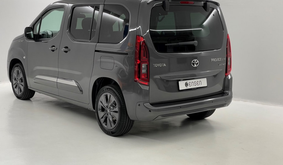 TOYOTA PROACE CITY VERSO L1 Electric 50kWh Style