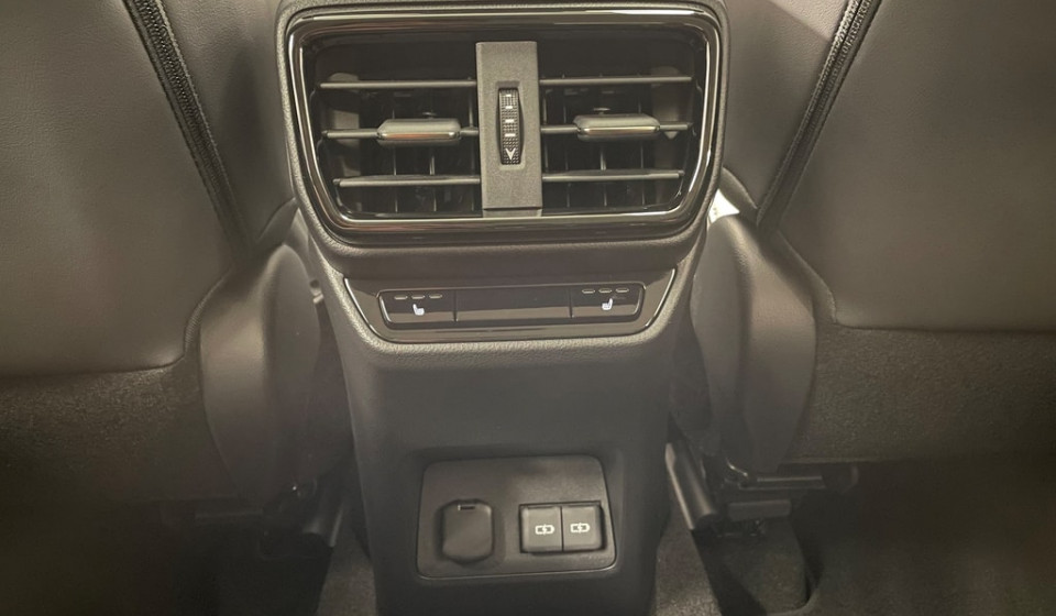 LEXUS NX 450h+ Excellence E-FOUR
