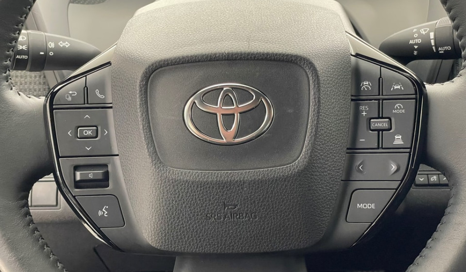 TOYOTA bZ4X Electric Trend 11 kW OBC