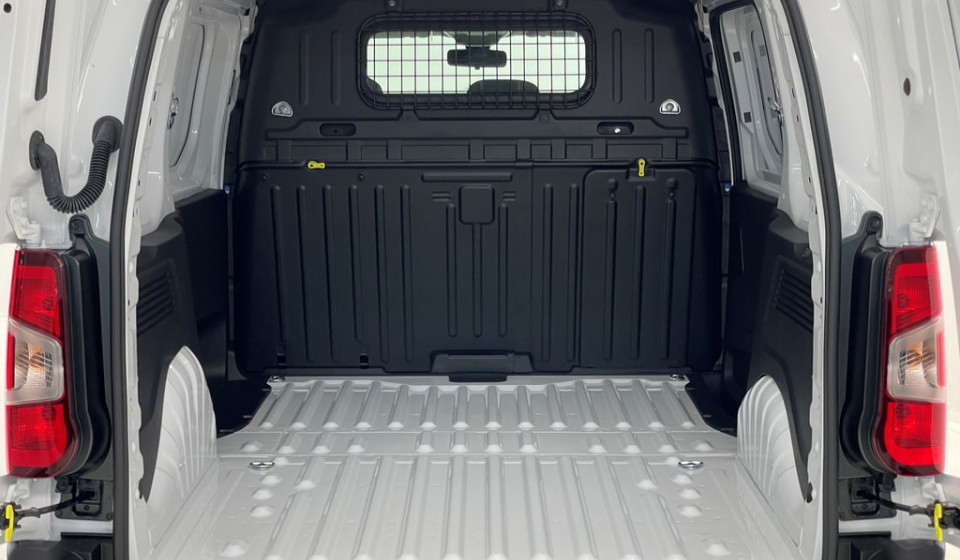 TOYOTA PROACE CITY Van Electric L1 50kWh Active