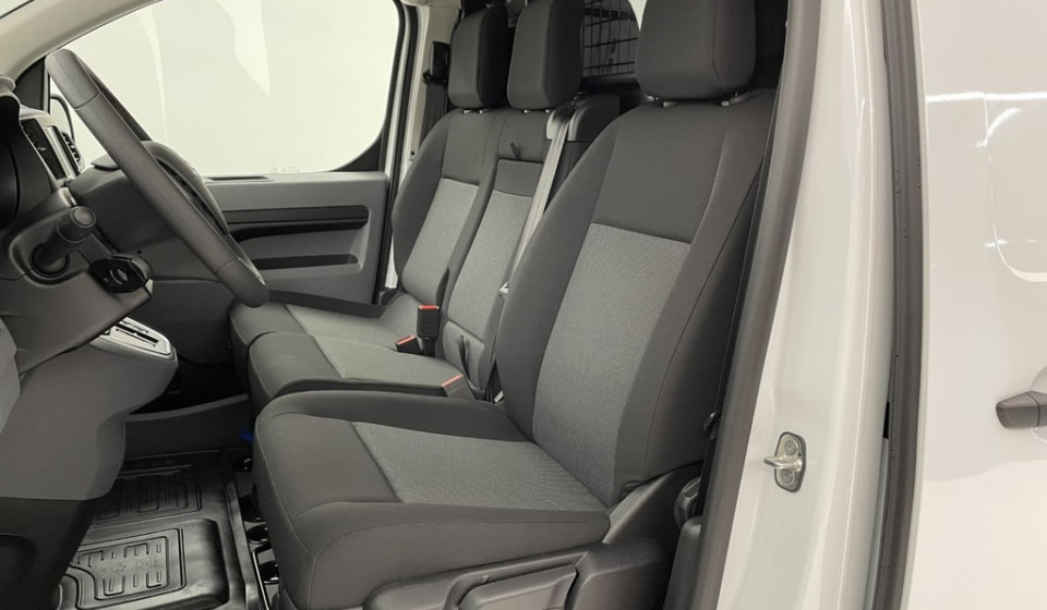 TOYOTA PROACE Van L1 Electric 75kWh Active