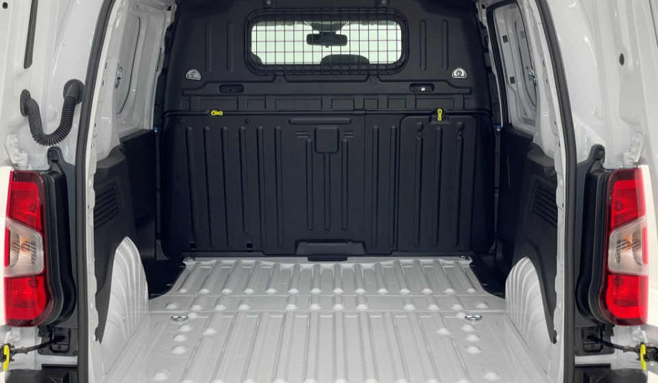 TOYOTA Proace City Van EV 50 kWh Active Medium