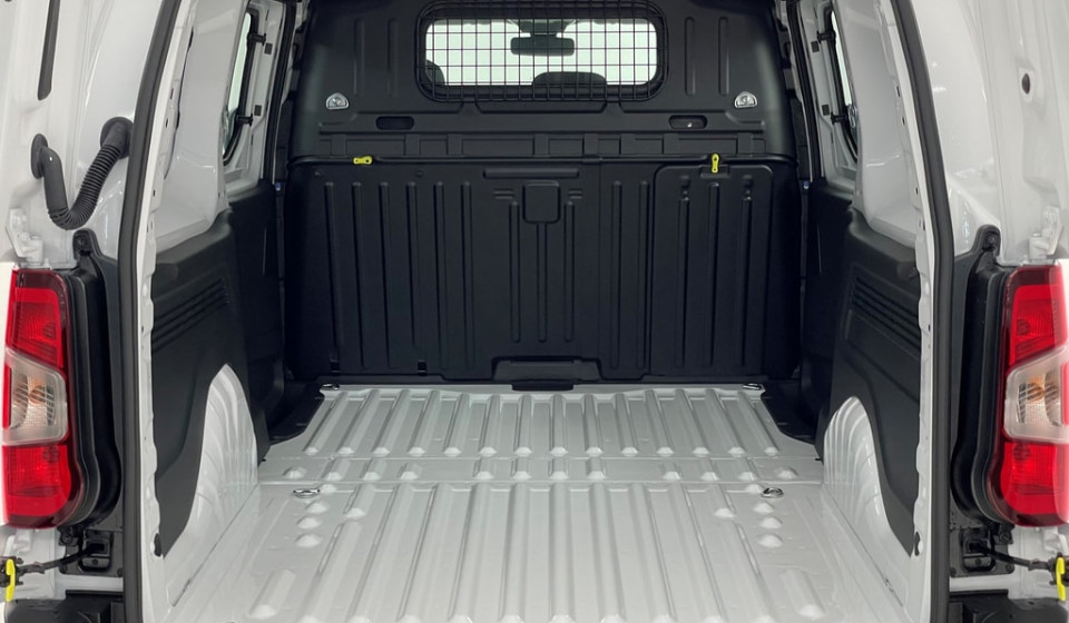 TOYOTA PROACE CITY Van L1 Electric 50kWh Active