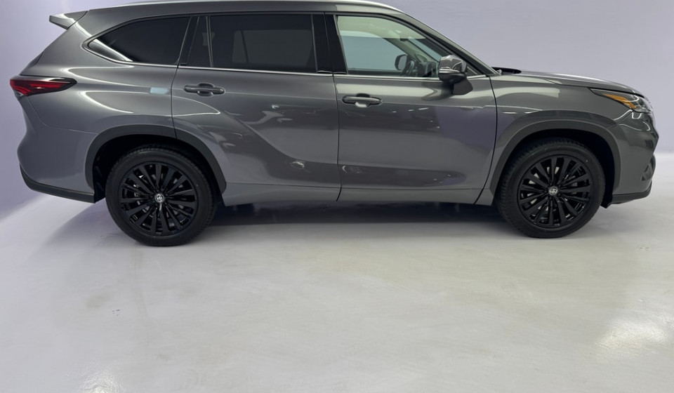TOYOTA Highlander Hybrid 2.5 Premium AWD-i