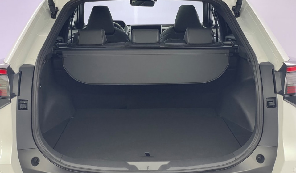 TOYOTA bZ4X Electric Premium 11 kW OBC