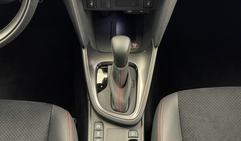 TOYOTA Yaris Cross Hybrid 1.5 GR Sport