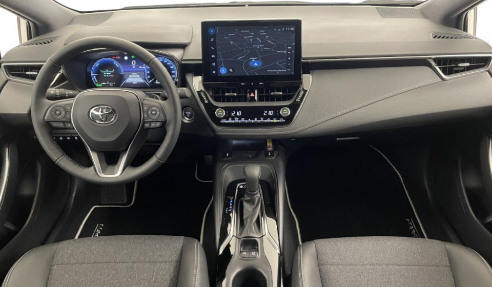 TOYOTA Corolla 2.0 HSD Trend e- CVT