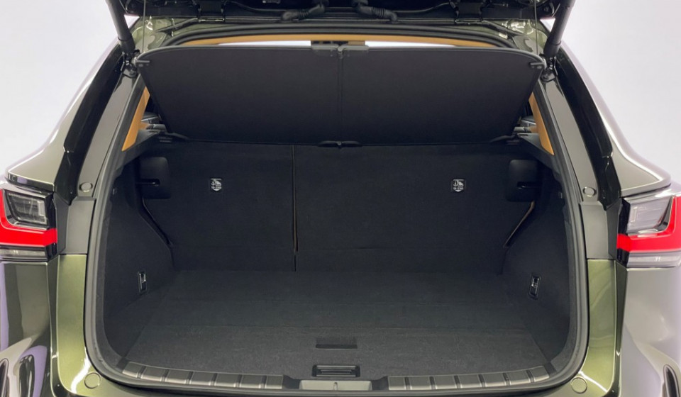 LEXUS NX 450h+ Excellence E-FOUR Plug-in-Hybrid