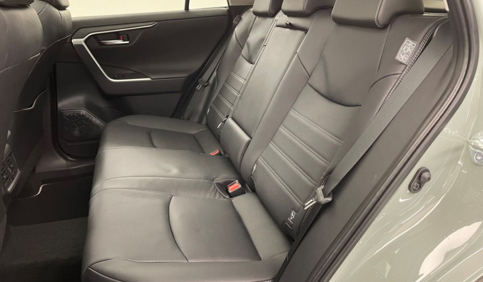 TOYOTA RAV-4 2.5 HSD Premium e-CVT 4WD