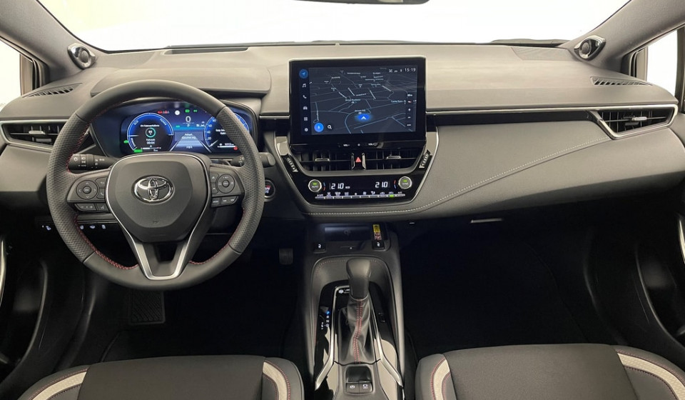 TOYOTA COROLLA Hybrid 2.0 HSD GR Sport