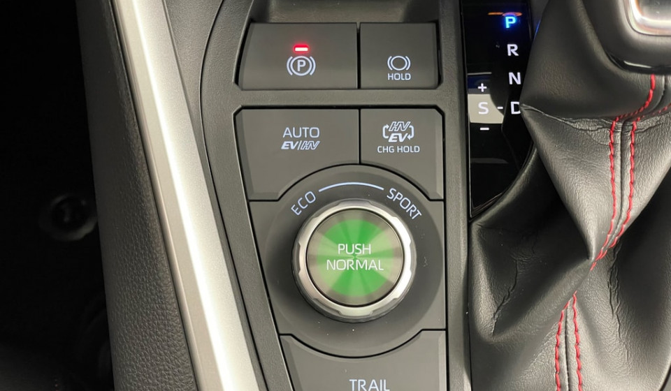 TOYOTA RAV-4 Plug-in Hybrid 2.5 HSD Platinum AWD-i