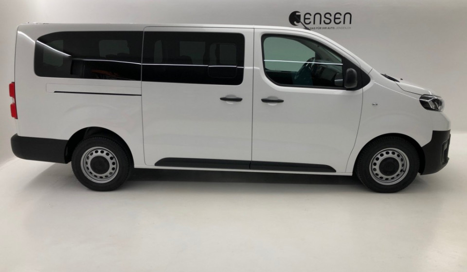 TOYOTA Proace Verso 2.0 D-4D Combi Long