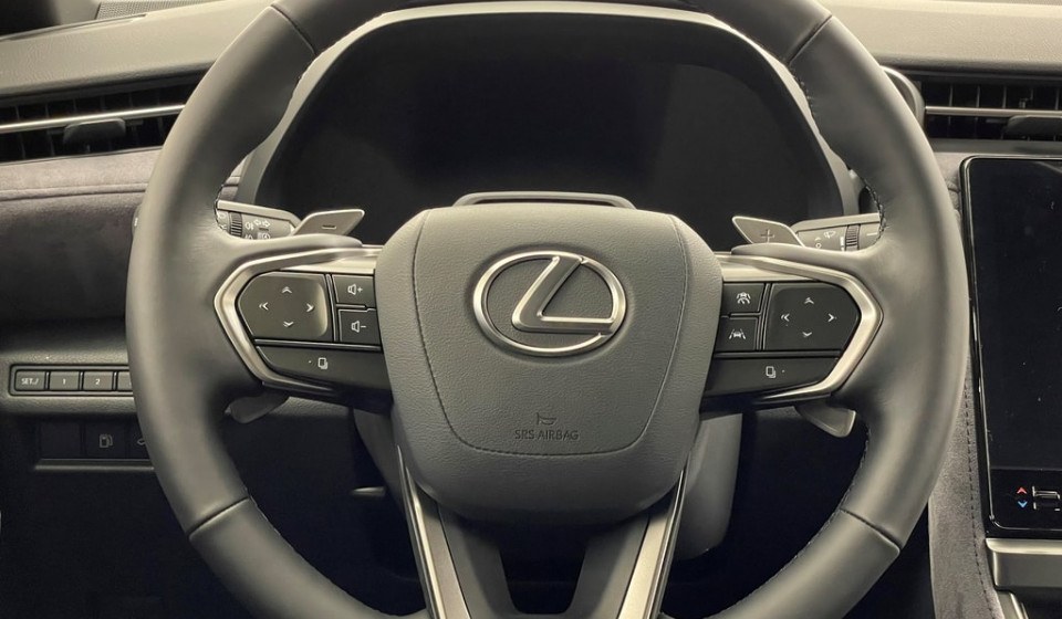 LEXUS LBX 1.5 Original Edition E-FOUR Voll-Hybrid