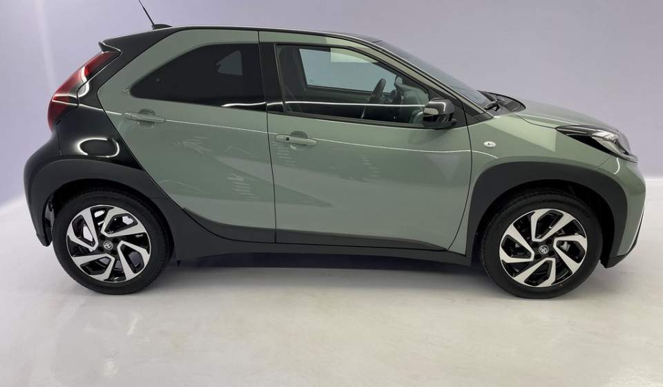 TOYOTA Aygo X 1.0 Trend