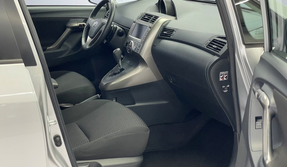 TOYOTA Verso 1.8 Sol