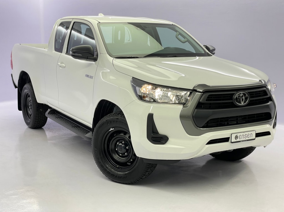 TOYOTA HI-LUX Extra Cab 2.4 D 150 Comfort AWD
