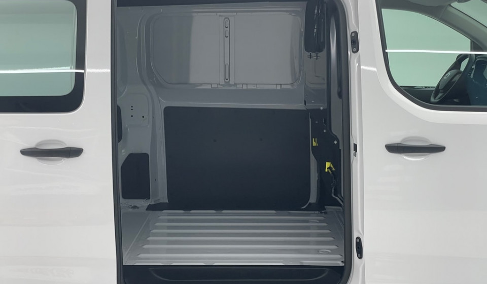 TOYOTA PROACE Van L1 Electric 75kWh Active