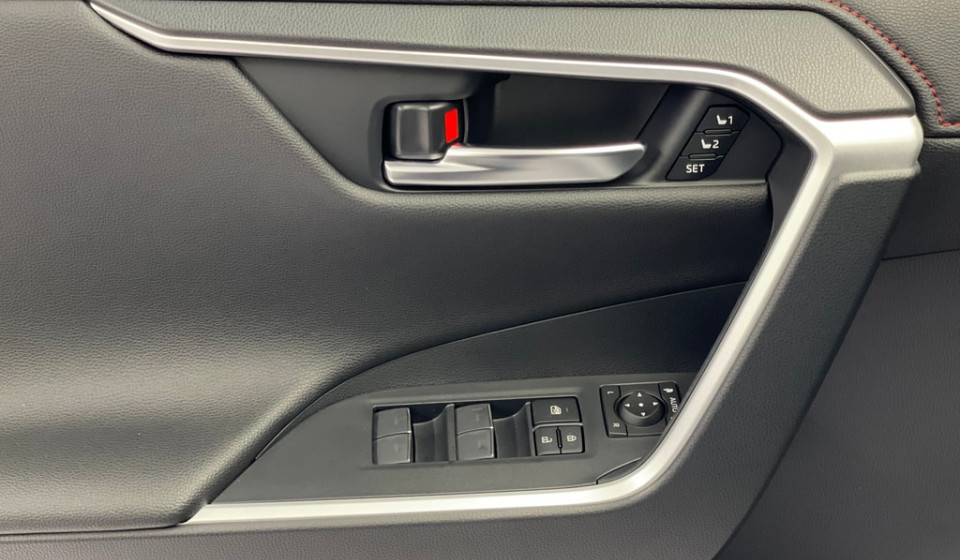 TOYOTA RAV-4 Plug-in Hybrid 2.5 Platinum AWD-i