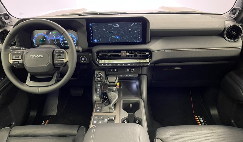 TOYOTA Land Cruiser 2.8 D 230 First Edition AWD