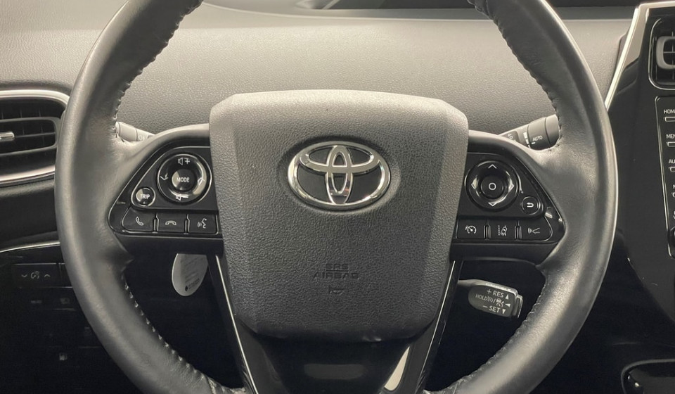 TOYOTA Prius Plug-in Hybrid 1.8 Premium
