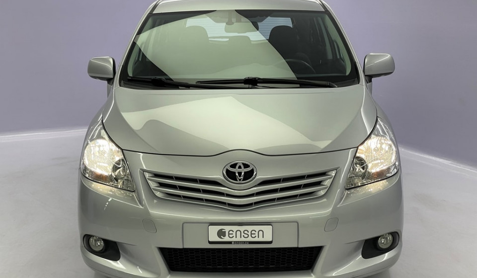TOYOTA Verso 1.8 Sol