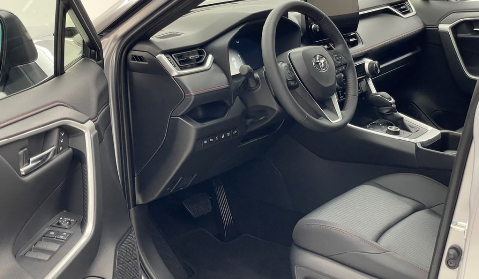 TOYOTA RAV-4 Plug-in Hybrid 2.5 HSD Platinum AWD-i