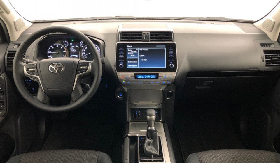 TOYOTA Land Cruiser 2.8TD Comfort Automat