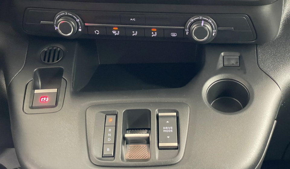 TOYOTA PROACE CITY Van L1 Electric 50kWh Active