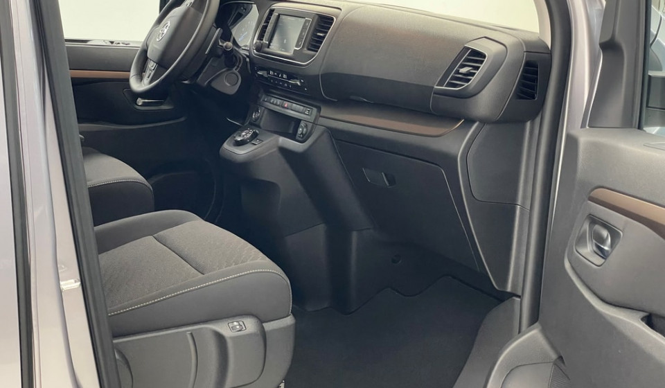 TOYOTA PROACE VERSO L1 2.0 D Trend