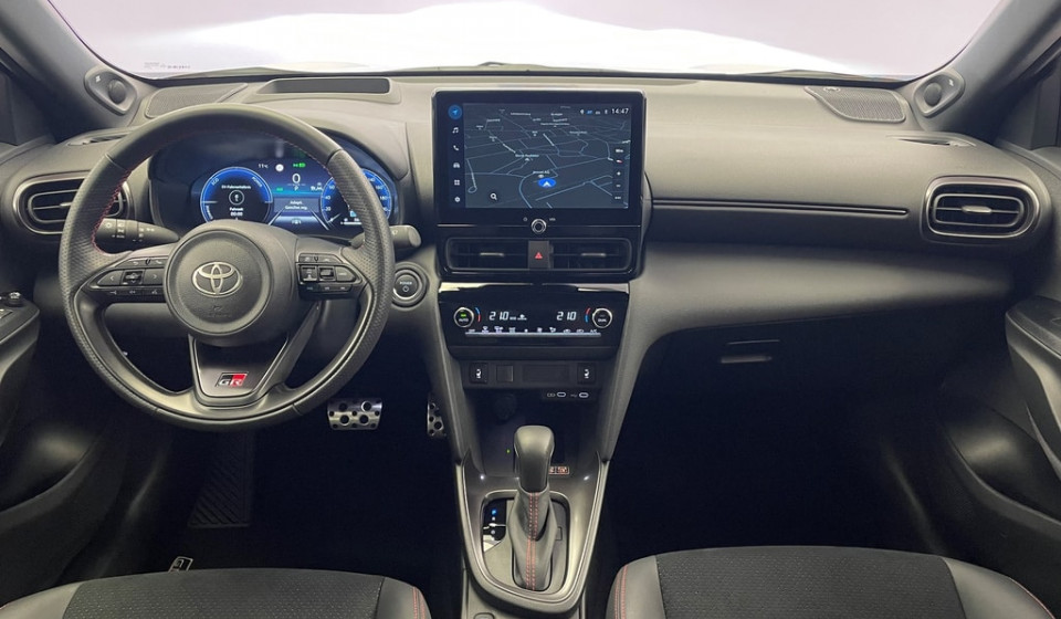 TOYOTA Yaris Cross Hybrid 1.5 GR Sport