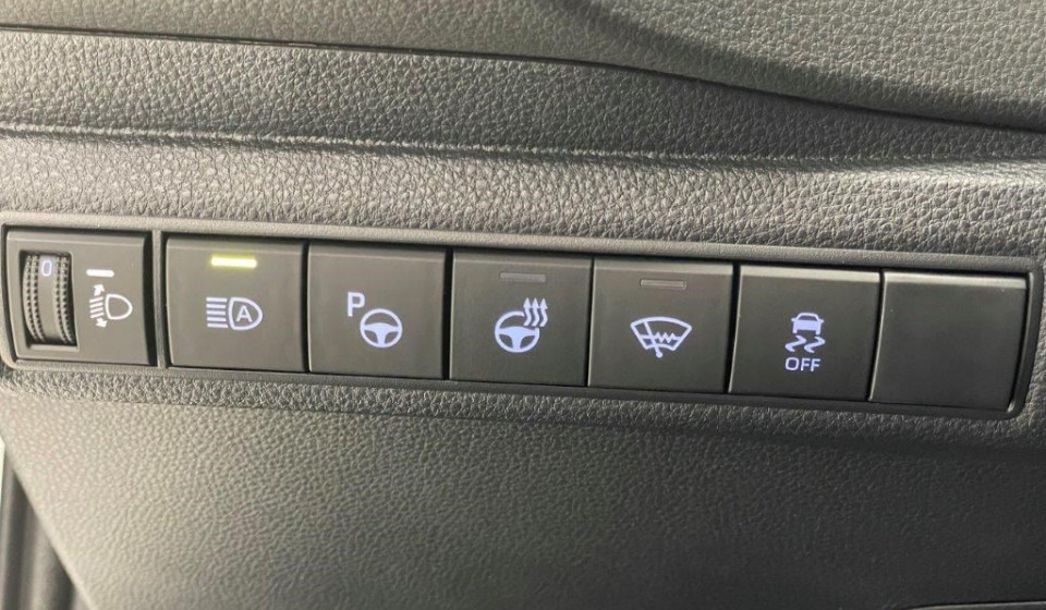TOYOTA Corolla 2.0 HSD Trend  e-CVT