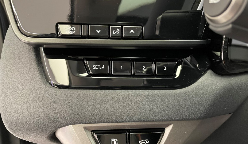 LEXUS RX 450h+ Excellence E-FOUR Plug-in-Hybrid