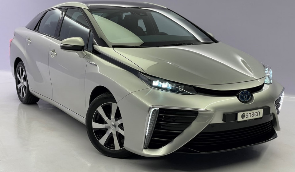 TOYOTA Mirai Fuel Cell Premium