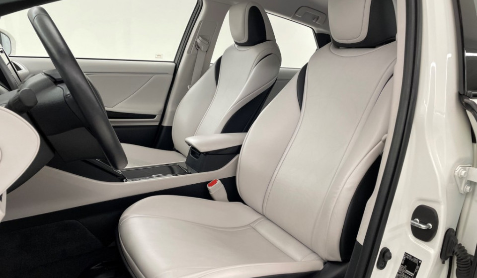 TOYOTA Mirai Fuel cell Premium