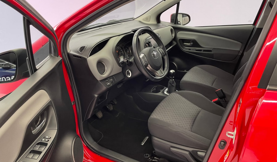 TOYOTA Yaris 1.33 Trend